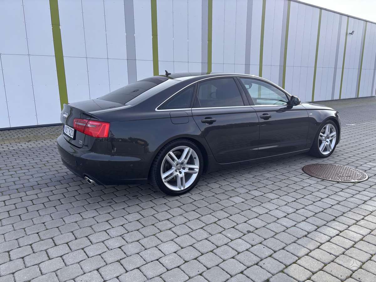 Audi A6, 3.0 l., Седан
