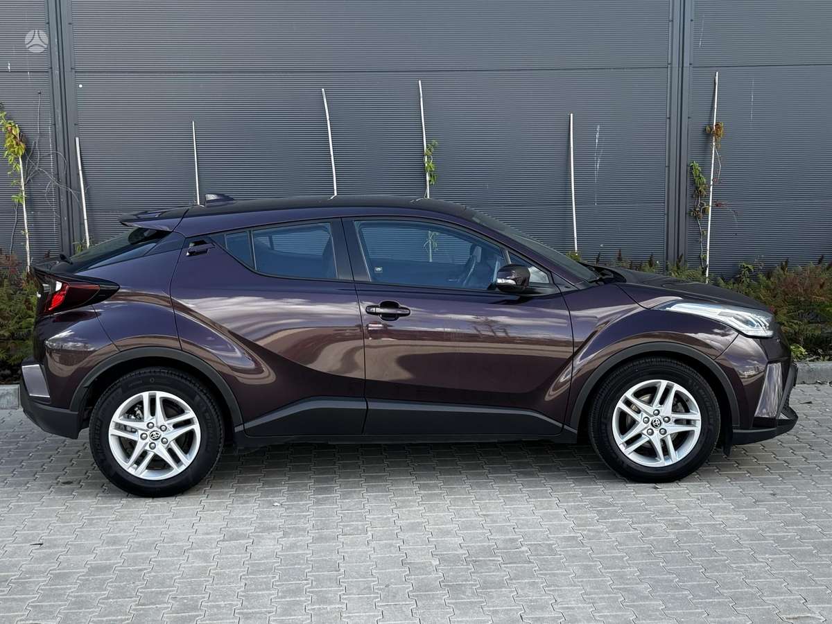 Toyota C-HR - 7