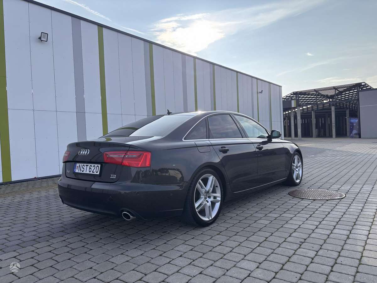 Audi A6, 3.0 l., Седан