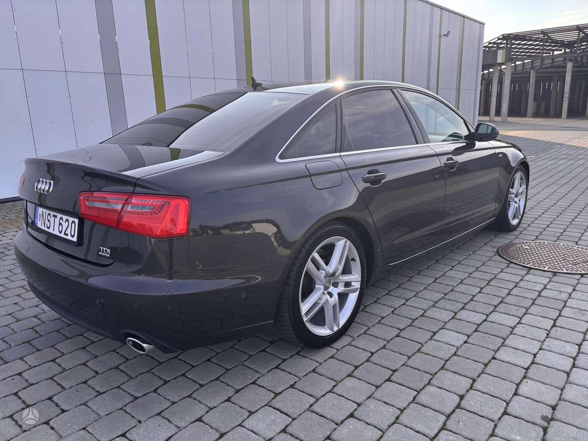 Audi A6, 3.0 l., Седан