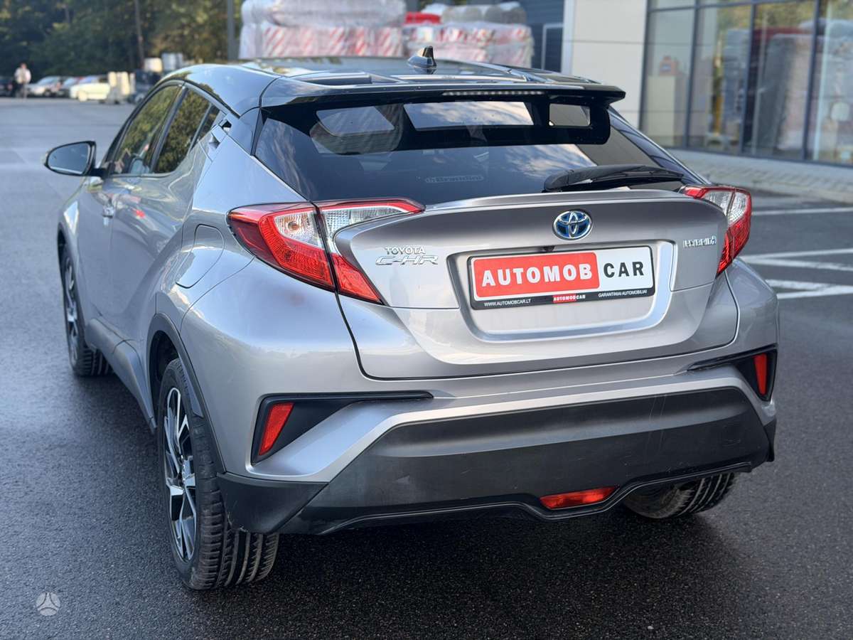 Toyota C-HR - 7