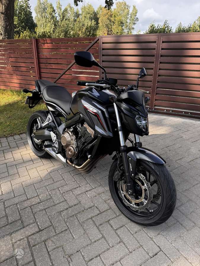 Honda CB 650cc, street / классические
