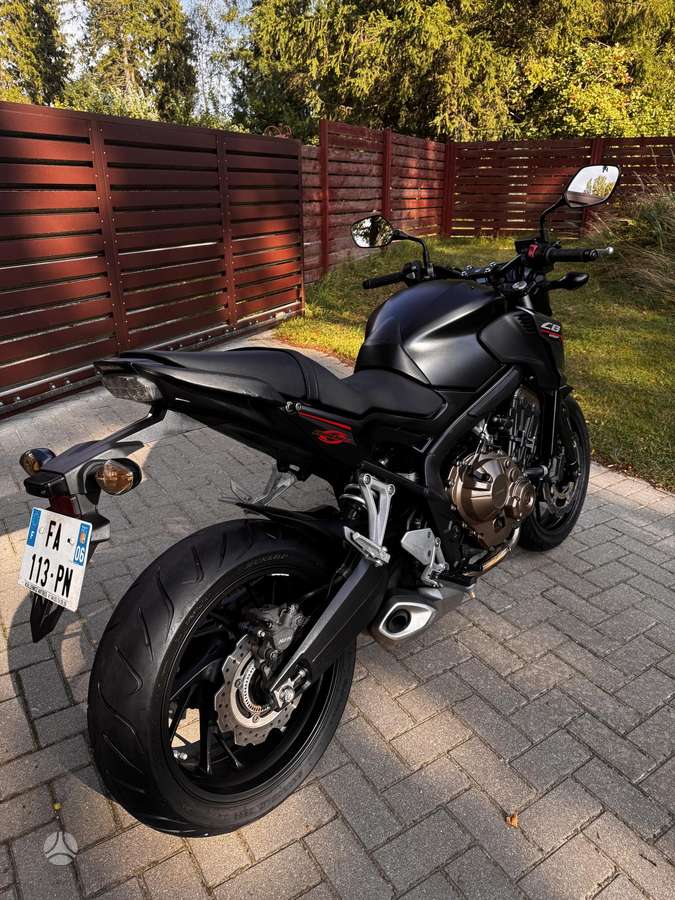Honda CB 650cc, street / классические