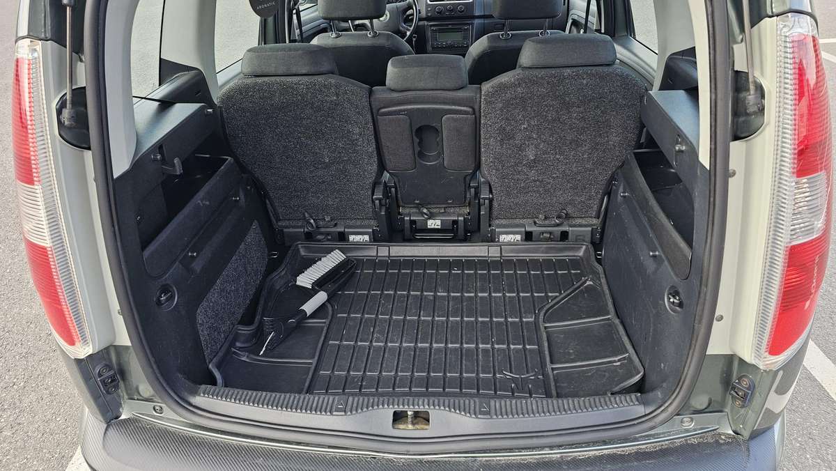 Škoda Roomster - 11
