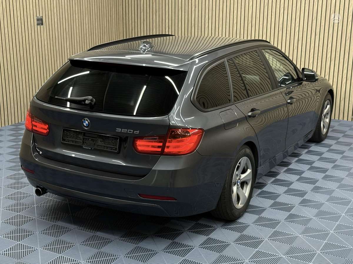 BMW 320, 2.0 l., universalas