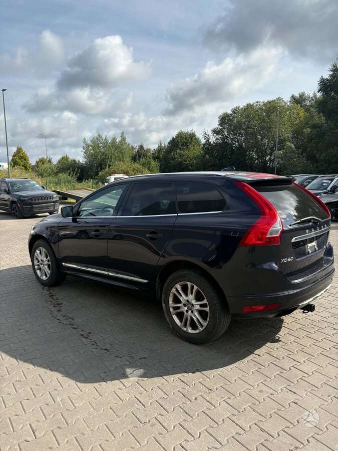 Volvo XC60 - 3