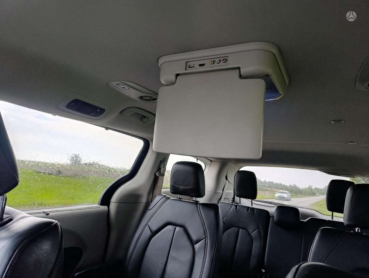 Chrysler Pacifica, 3.6 l., Минивэн