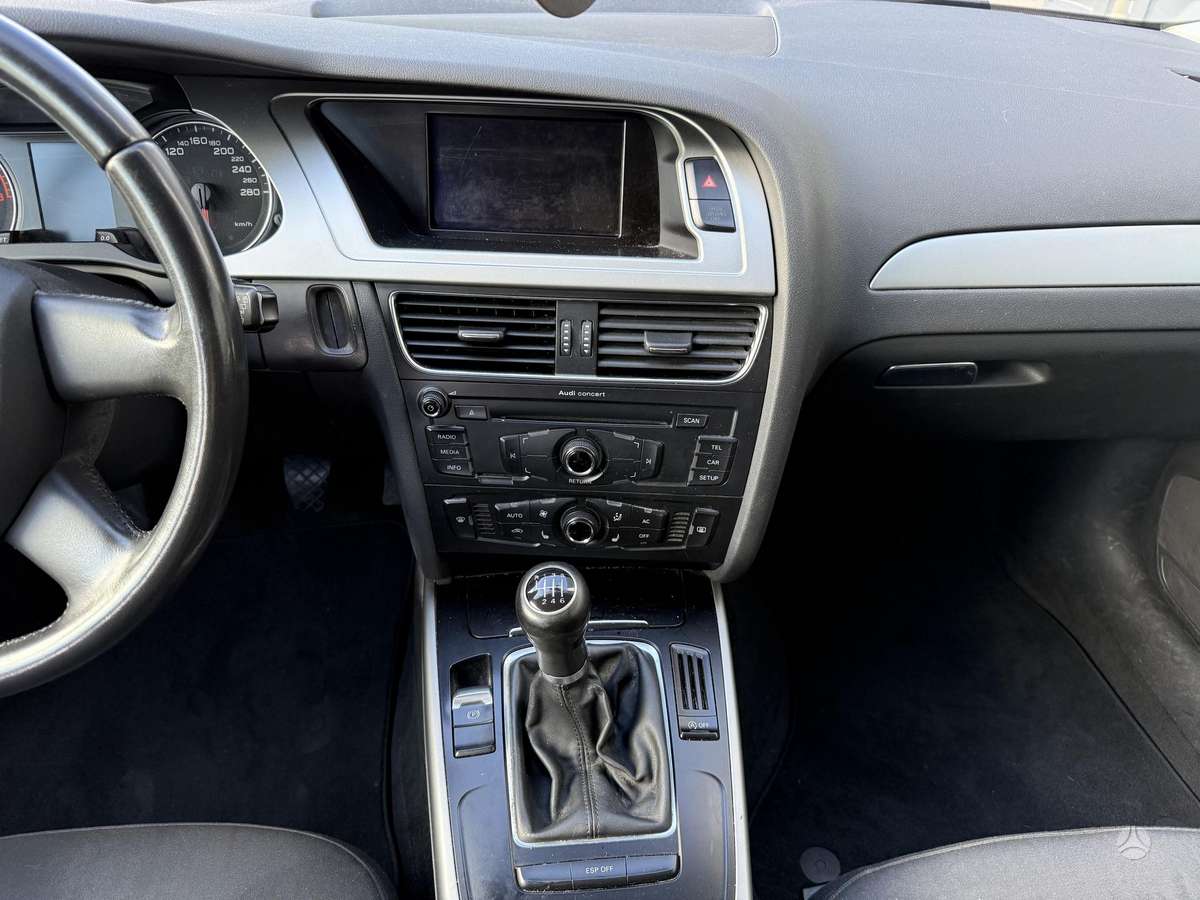 Audi A4, 2.0 l., Универсал