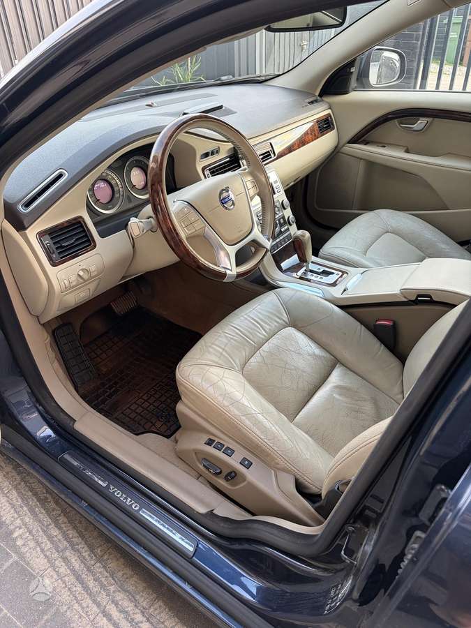 Volvo S80 - 10