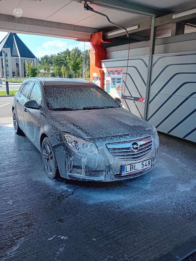Opel Insignia, 2.0 l., Универсал