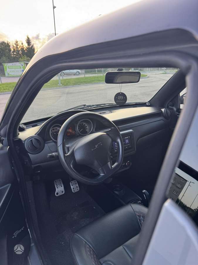 Ligier JS50, 0.5 l., Хэтчбек