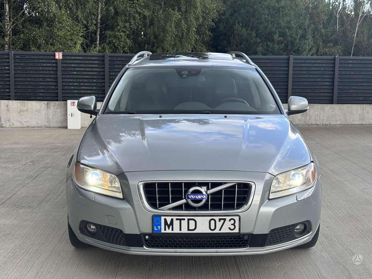 Volvo V70, 2.0 l., universalas