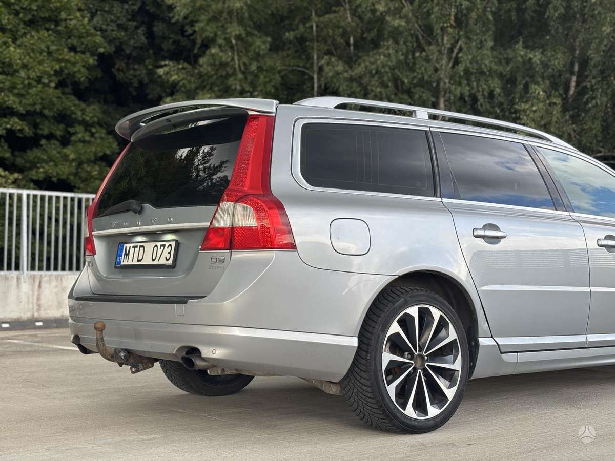 Volvo V70, 2.0 l., Универсал