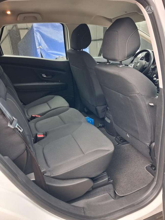 Renault Scenic - 5