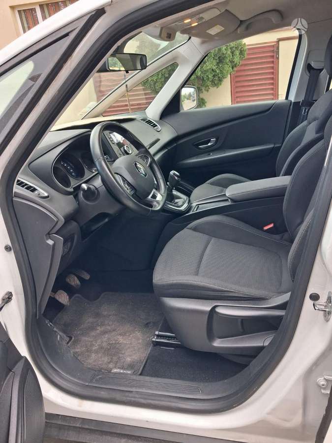 Renault Scenic - 6