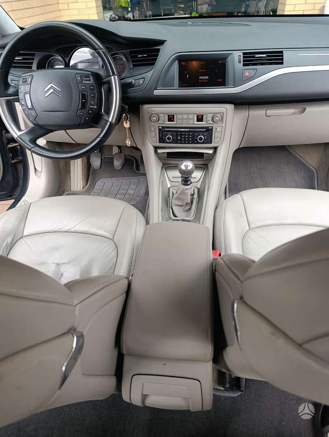Citroen C5, 2.2 l., Седан
