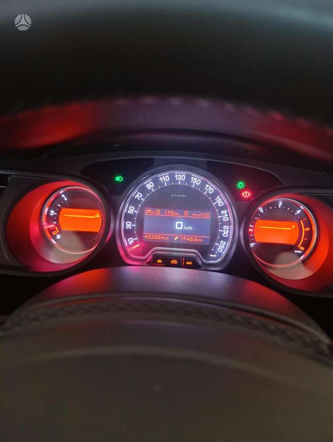 Citroen C5, 2.2 l., Седан