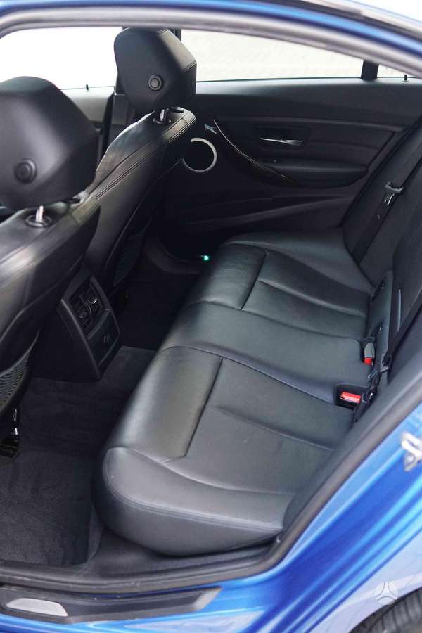 BMW 328, 2.0 l., Седан