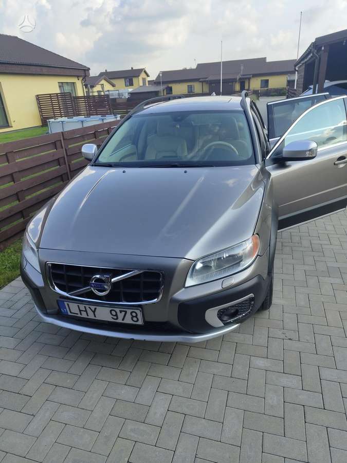 Volvo XC70, 3.2 l., Универсал