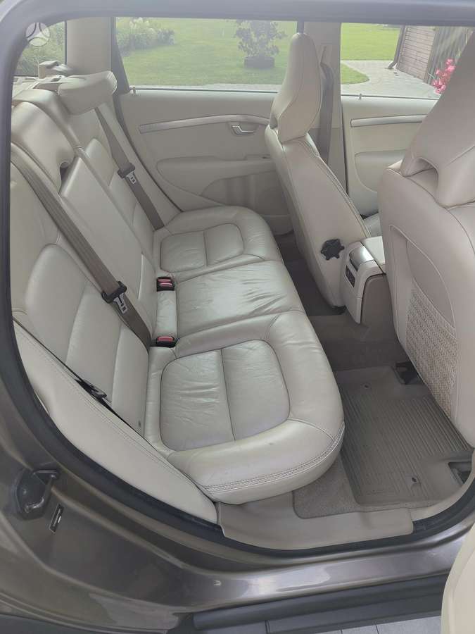Volvo XC70 - 6