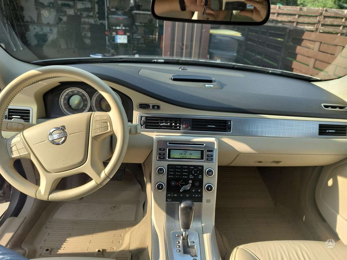 Volvo XC70, 3.2 l., Универсал