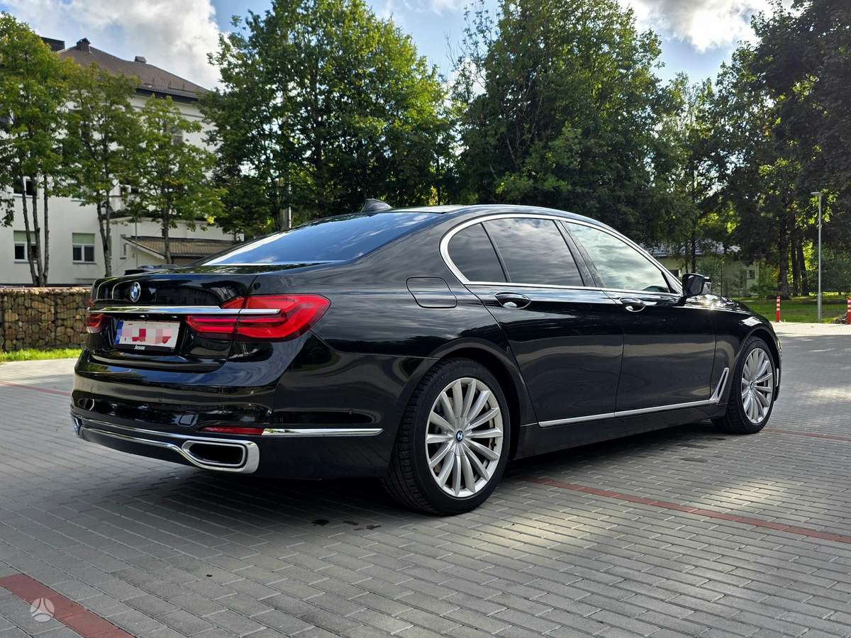 BMW 730, 3.0 l., Седан
