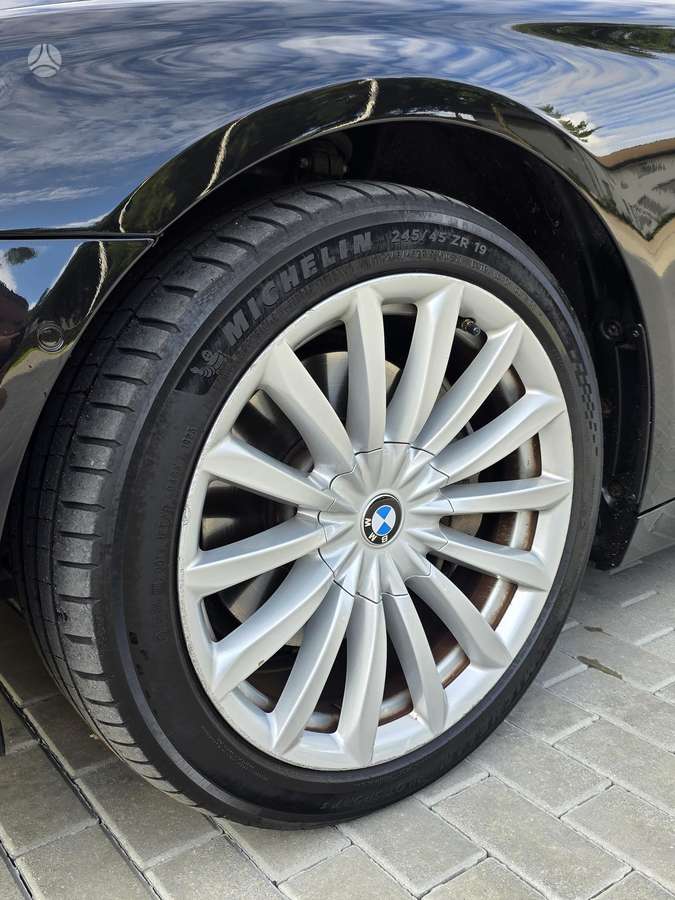 BMW 730, 3.0 l., Седан