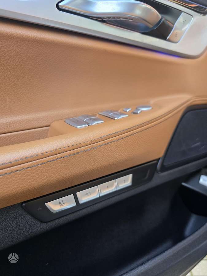 BMW 730, 3.0 l., Седан