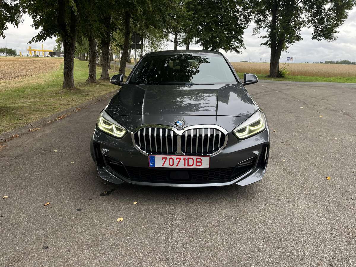 BMW 118, 2.0 l., Хэтчбек