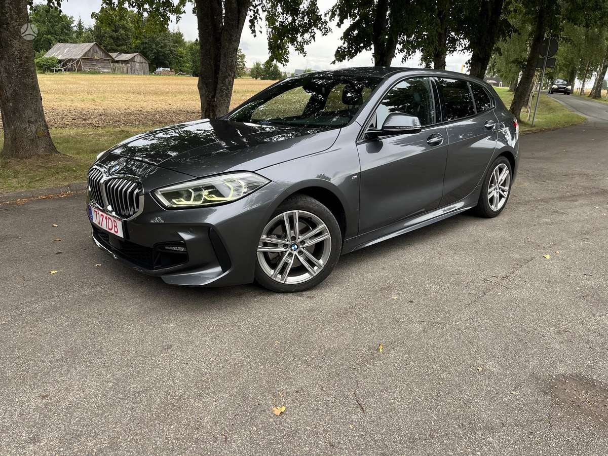 BMW 118, 2.0 l., hatchback