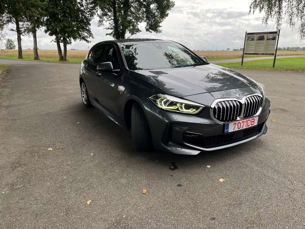 BMW 118, 2.0 l., Хэтчбек