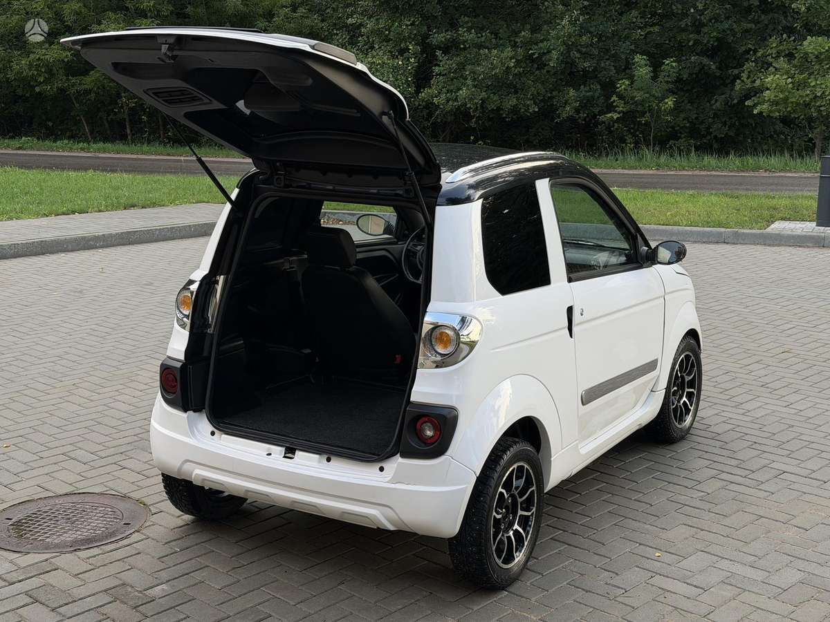 Microcar Mgo, 0.5 l., Хэтчбек