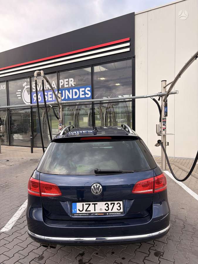 Volkswagen Passat, 2.0 l., Универсал