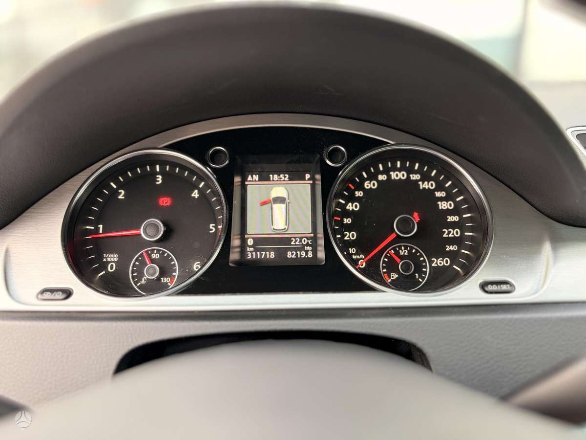 Volkswagen Passat, 2.0 l., Универсал