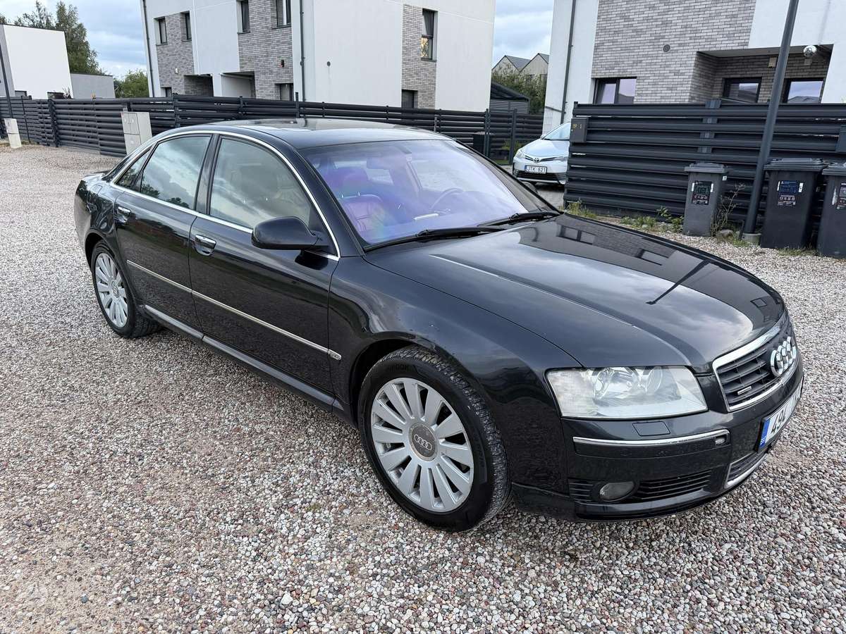 Audi A8, 3.9 l., Седан
