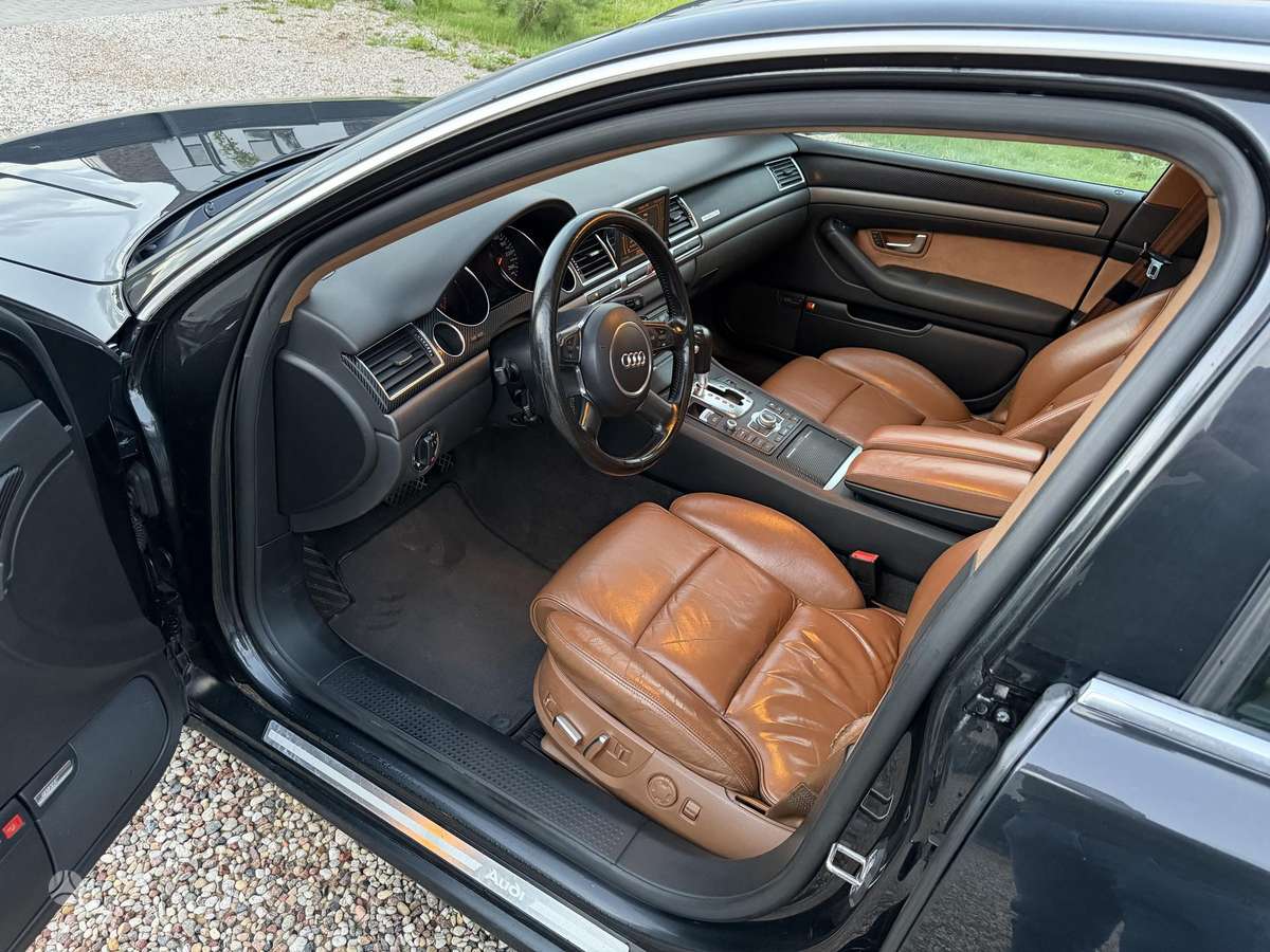 Audi A8, 3.9 l., sedanas