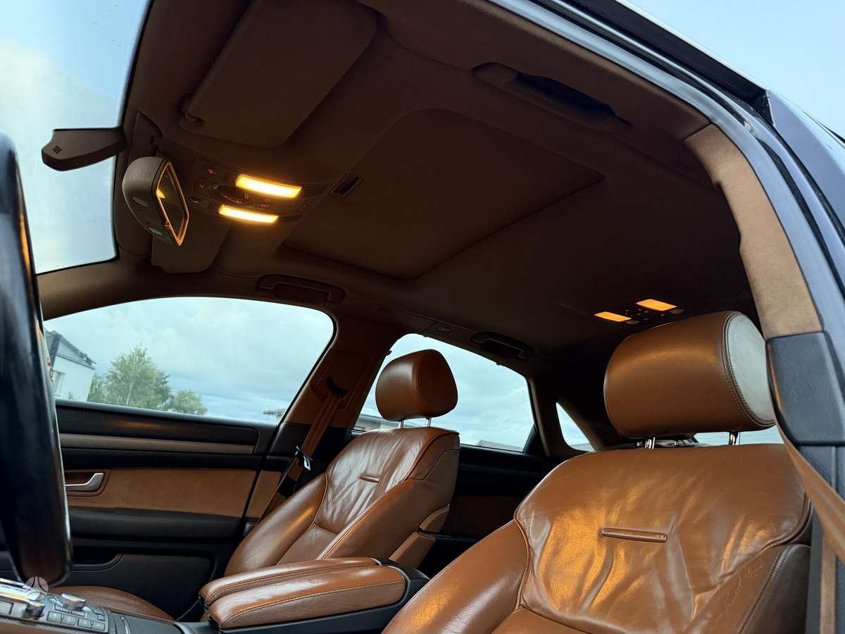 Audi A8, 3.9 l., sedanas