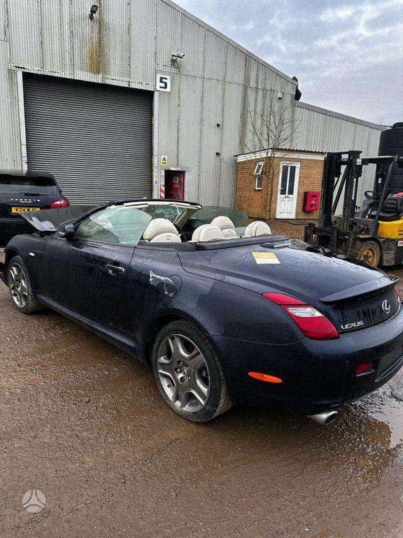 Lexus SC 430