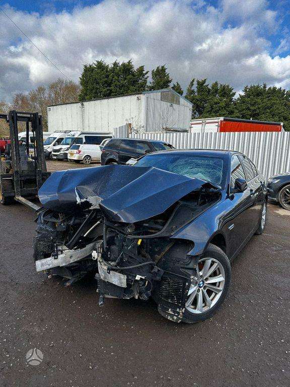 BMW 5 serija