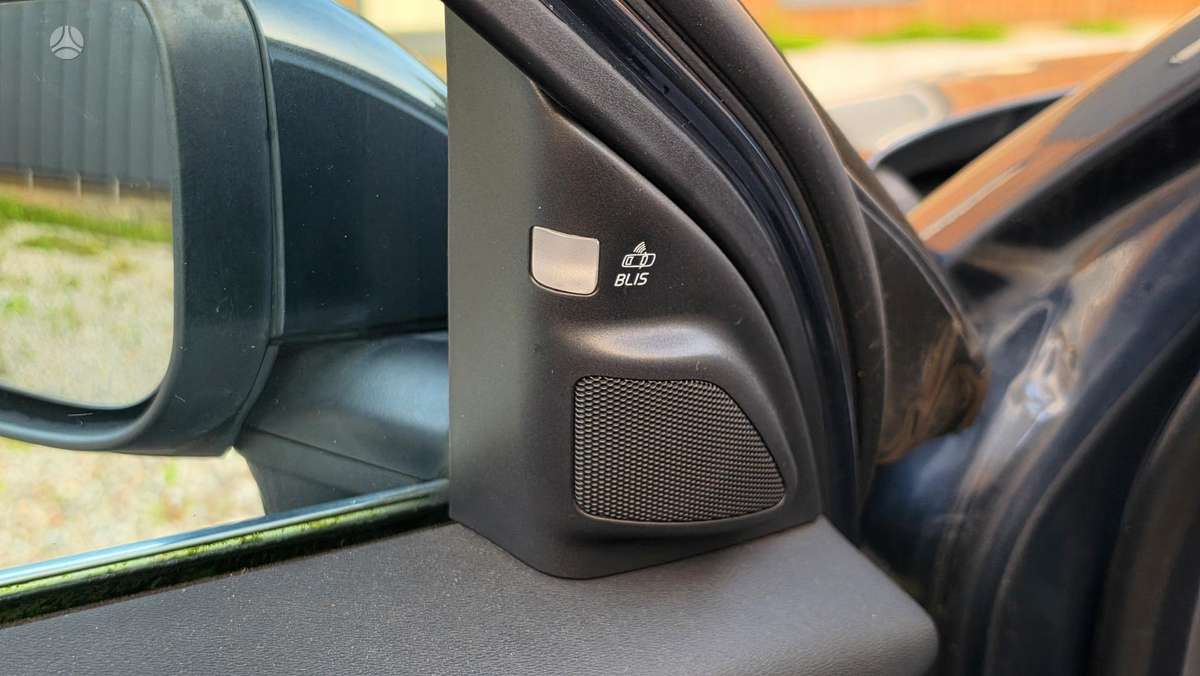 Volvo V70, 2.0 l., Универсал