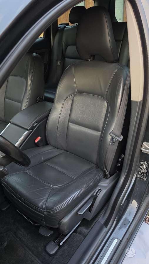 Volvo V70, 2.0 l., Универсал