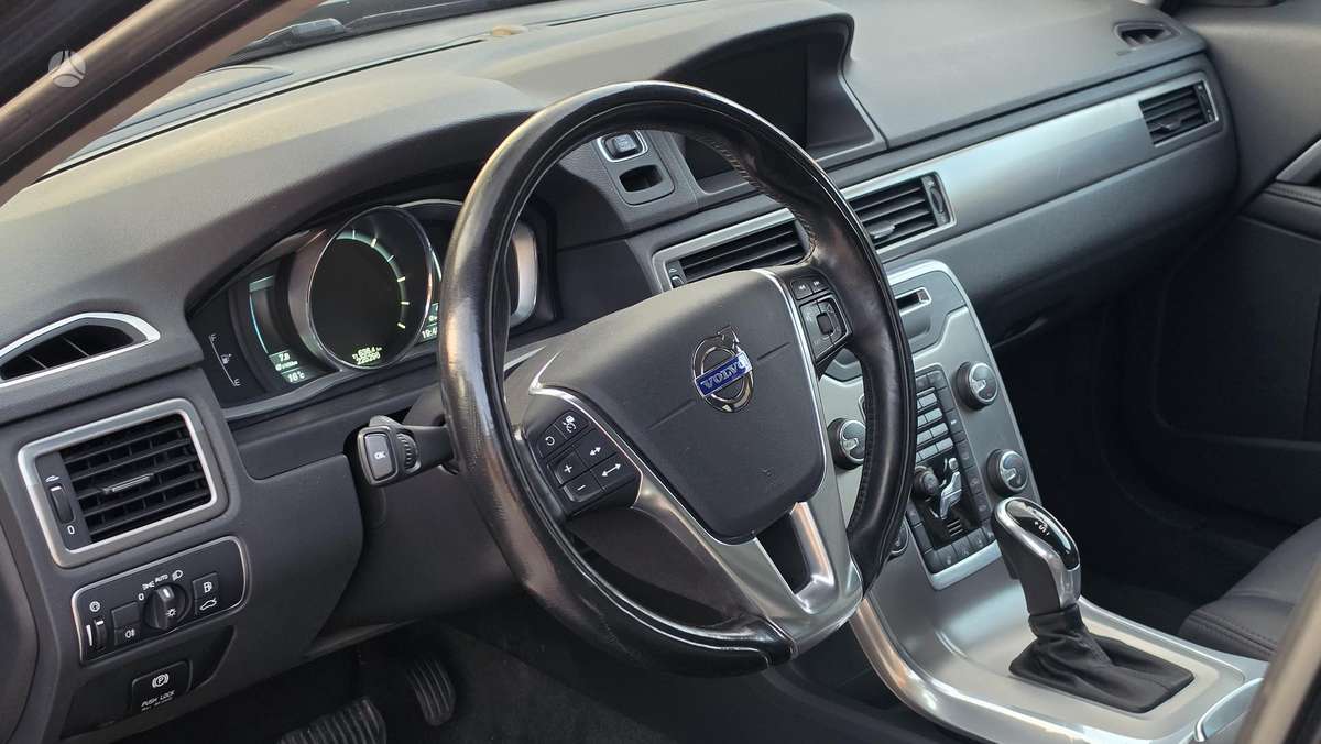 Volvo V70, 2.0 l., Универсал