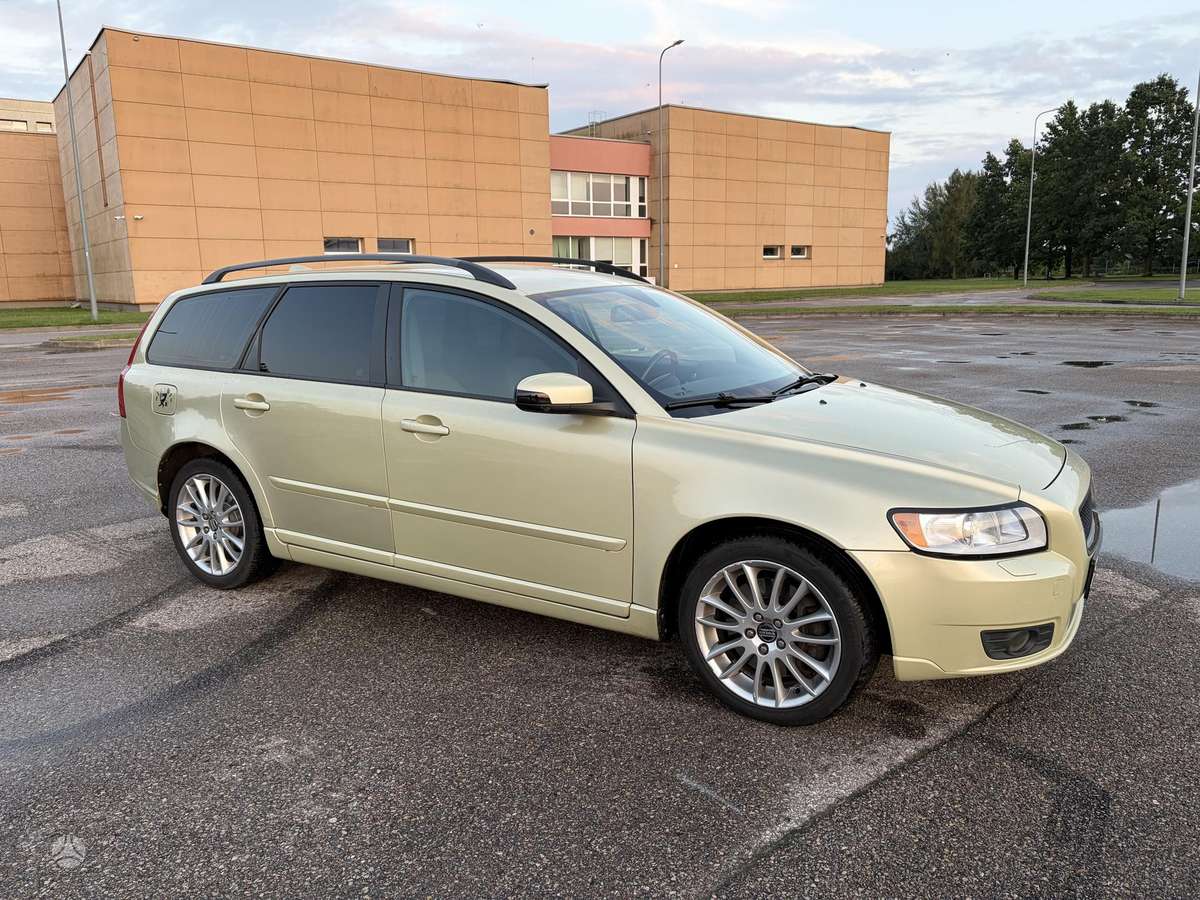 Volvo V50, 2.5 l., Универсал