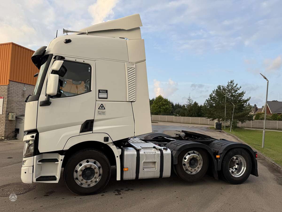 Renault T 520, 1 спальное место