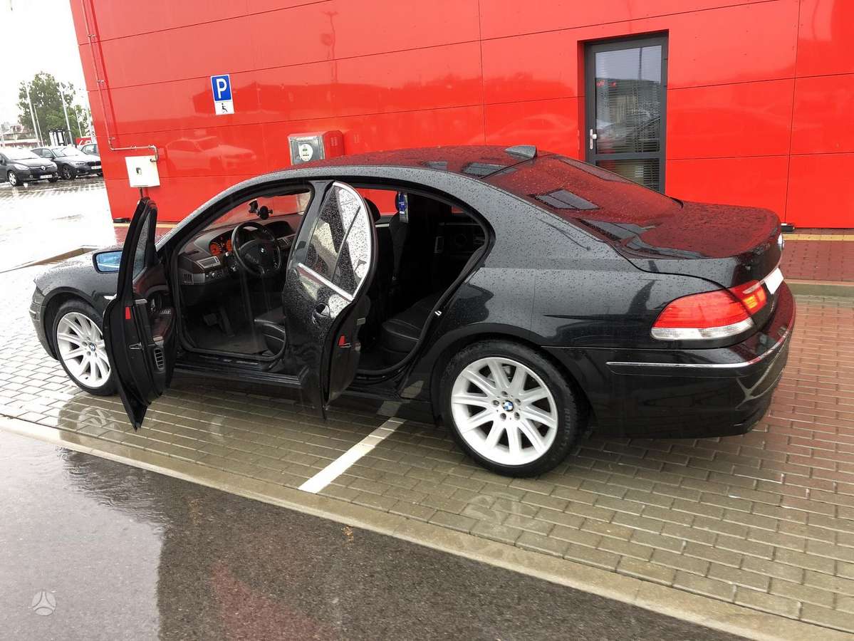 BMW 730, 3.0 l., Седан