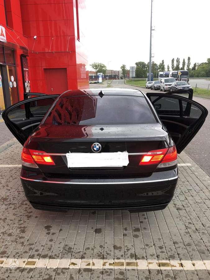 BMW 730, 3.0 l., Седан