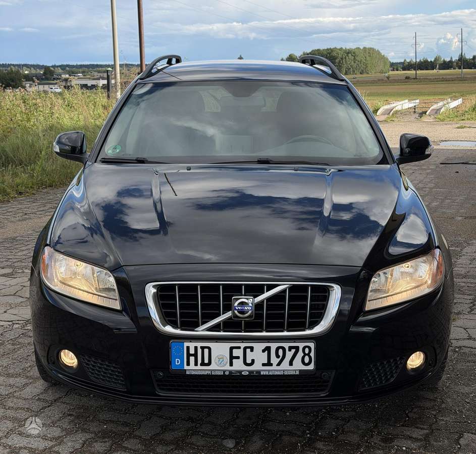 Volvo V70, 2.0 l., Универсал