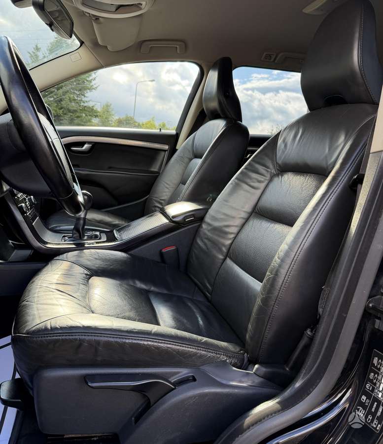 Volvo V70, 2.0 l., Универсал