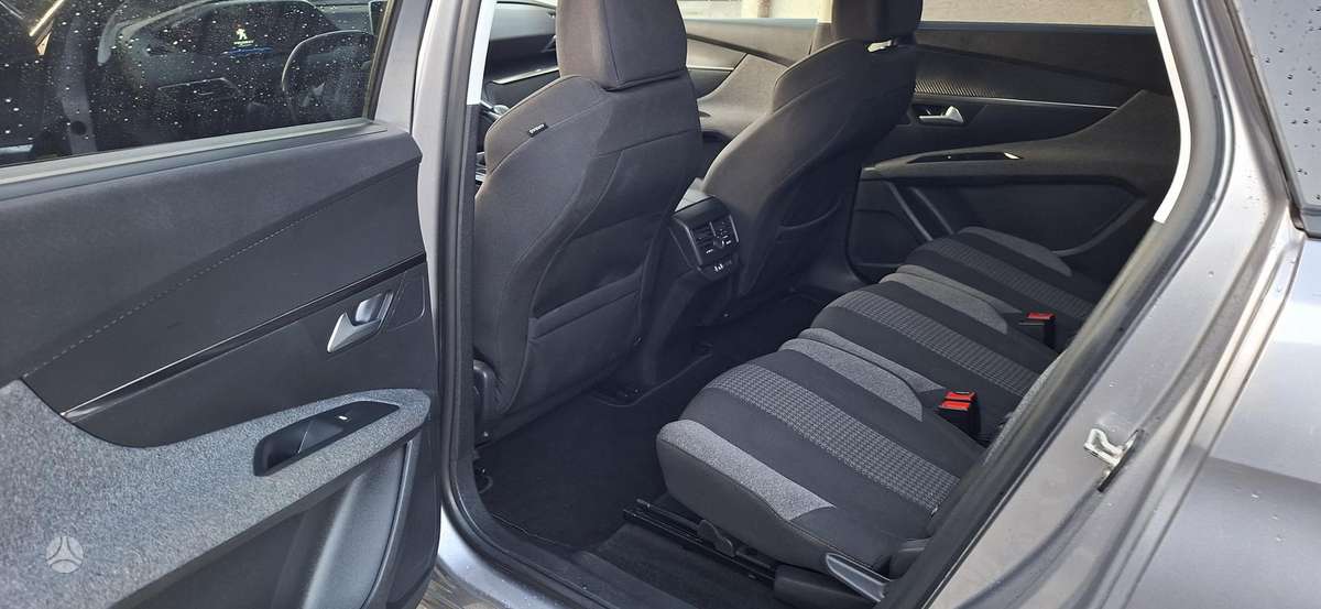 Peugeot 5008 - 7