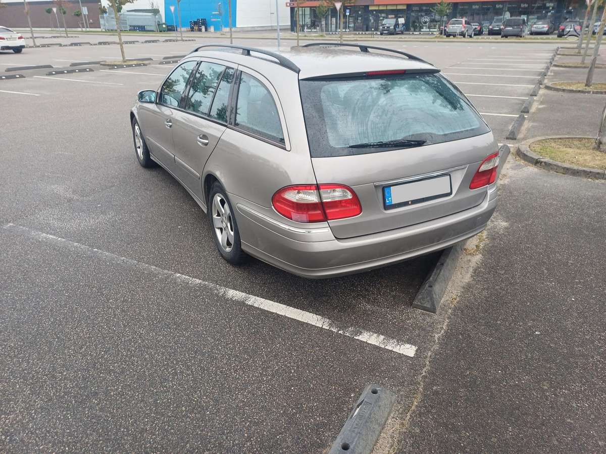 Mercedes-Benz E280, 3.2 l., Универсал